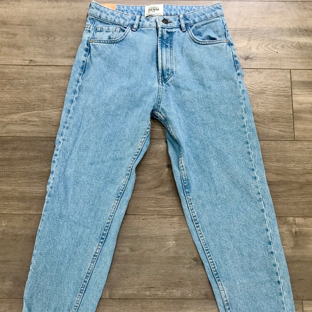 ZARA MOM JEANS